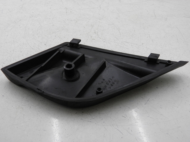 photo de REPOSAPIES TRASERA IZQUIERDA PIAGGIO X9 EVOLUTION 125 (2003 - 2007) - Zoom estado de uso