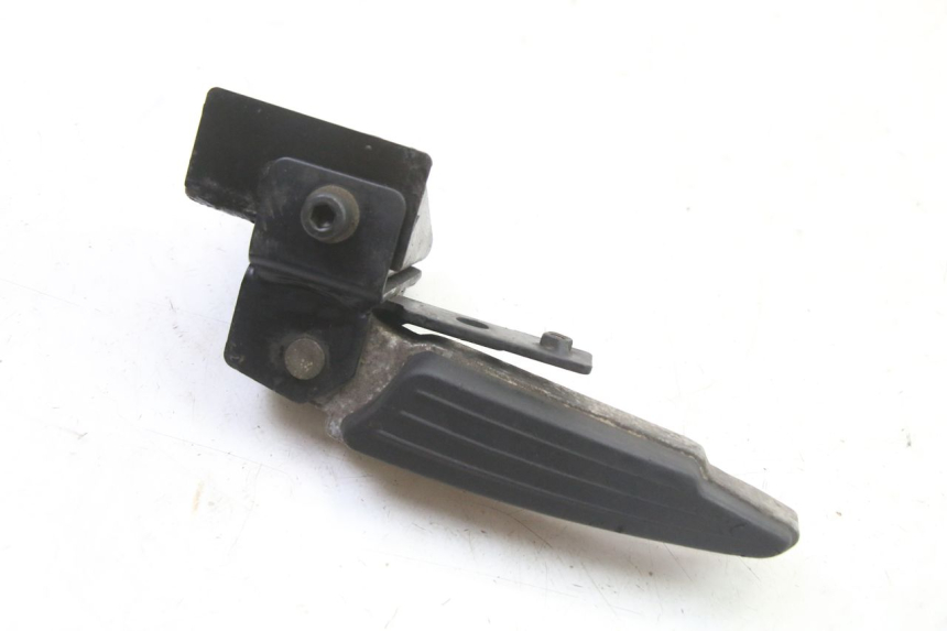 photo de REPOSAPIES TRASERA IZQUIERDA PEUGEOT SATELIS 125 (2013 - 2018) - Zoom estado de uso