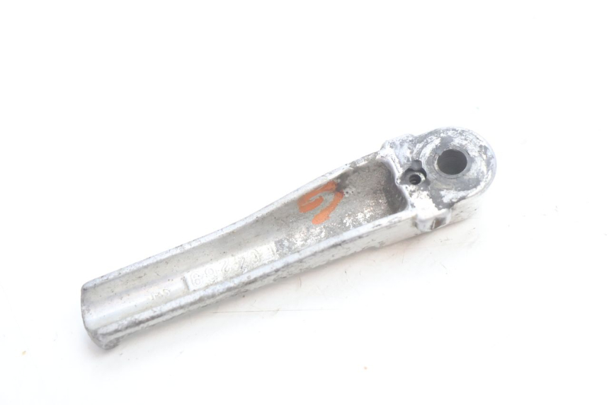 photo de REPOSAPIES TRASERA IZQUIERDA PEUGEOT SPEEDFIGHT LC 50 (1996 - 2002) - Primer plano técnico