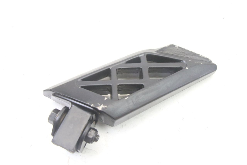 photo de REPOSAPIES TRASERA IZQUIERDA PEUGEOT STREETZONE I 2T 50 (2018 - 2020) - Primer plano técnico