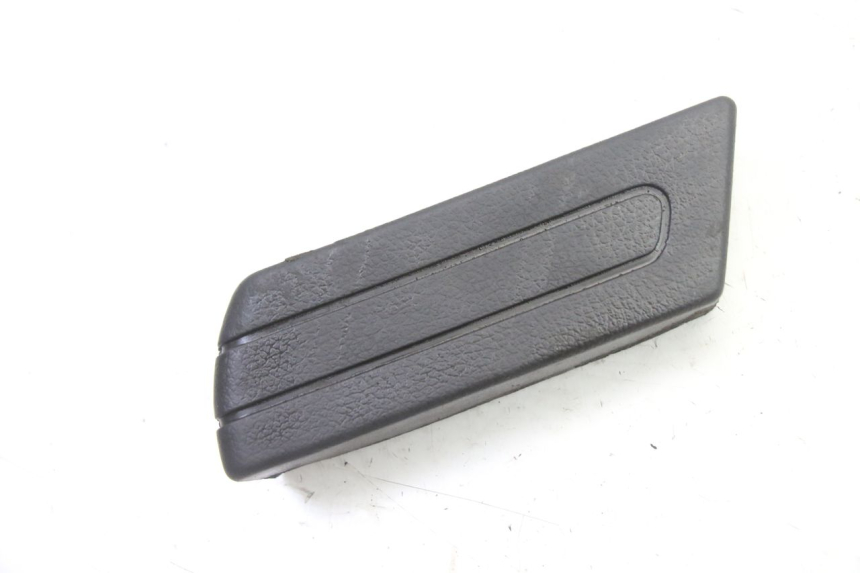 photo de REPOSAPIES TRASERA IZQUIERDA PIAGGIO SUPER LX 125 (2000 - 2003) - Vista principal