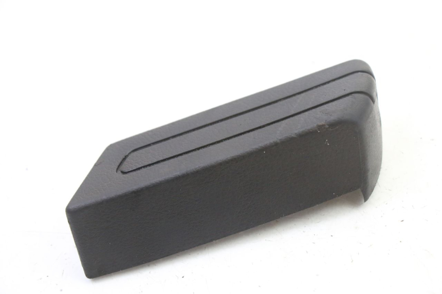 photo de REPOSAPIES TRASERA IZQUIERDA PIAGGIO SUPER LX 125 (2000 - 2003) - Zoom estado de uso