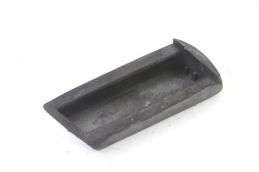 photo de REPOSAPIES TRASERA IZQUIERDA PIAGGIO SUPER LX 125 (2000 - 2003) - Otra perspectiva