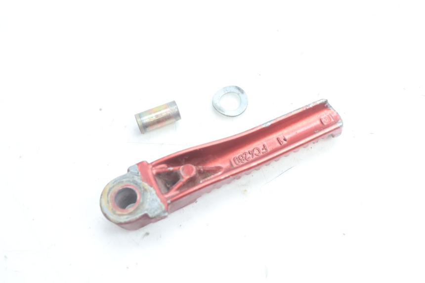photo de REPOSAPIES TRASERA IZQUIERDA PEUGEOT TKR TREKKER FURIOUS 50 (2005 - 2014) - Primer plano técnico