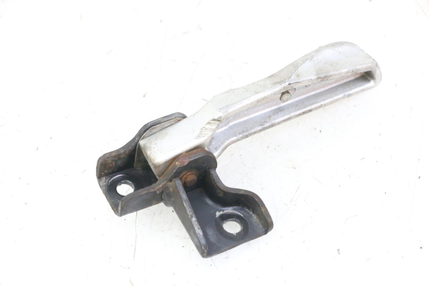 photo de REPOSAPIES TRASERA IZQUIERDA PEUGEOT TWEET PRO CARGO 50 (2018 - 2022) - Primer plano técnico