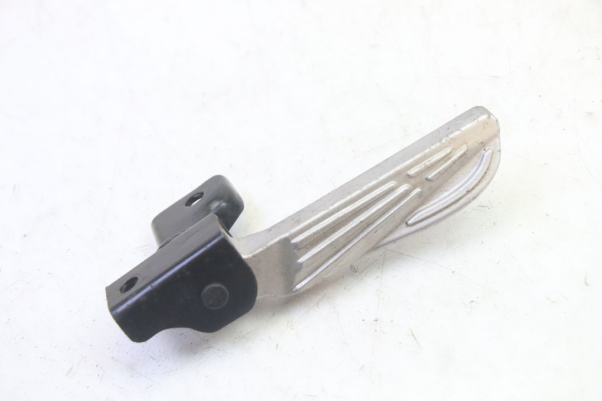 photo de REPOSAPIES TRASERA IZQUIERDA PEUGEOT TWEET PRO EFI 4T 50 (2021 - 2022) - Otra perspectiva