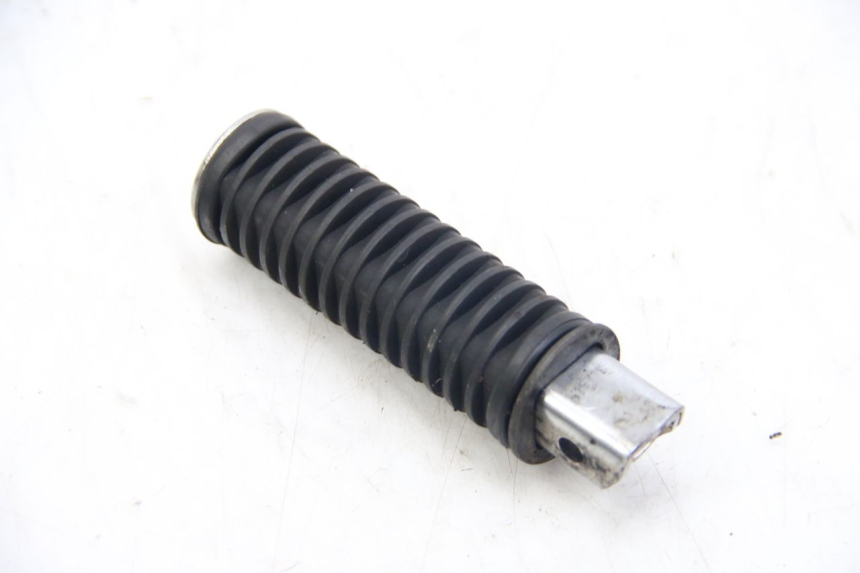 photo de SOPORTE DE PIE TRASERO IZQUIERDO HONDA VT C SHADOW 125 (1999 - 2007) - Detalle de la pieza