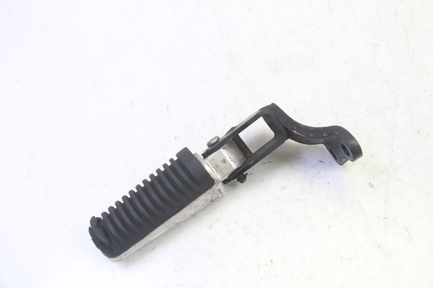 photo de REPOSAPIES TRASERA IZQUIERDA YAMAHA X-MAX XMAX 250 (2006 - 2009) - Vista principal