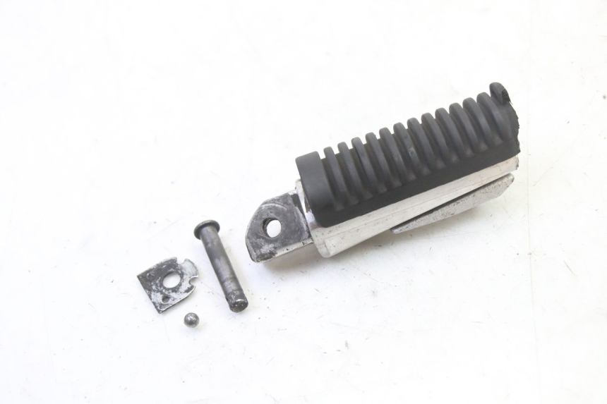 photo de REPOSAPIES TRASERA IZQUIERDA YAMAHA XJ6 ABS 600 (2008 - 2016) - Vista principal