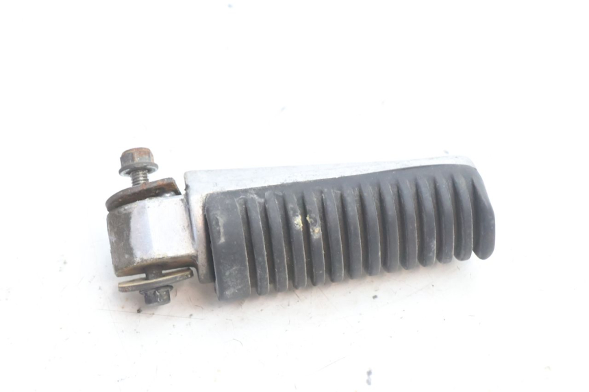 photo de REPOSAPIES TRASERA IZQUIERDA YAMAHA XJR 1300 (1998 - 2002) - Vista general del producto