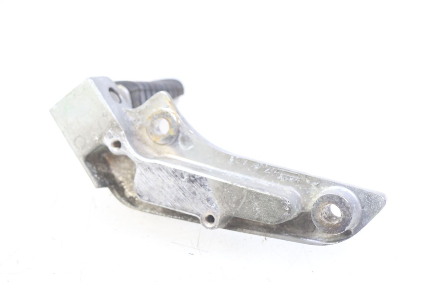 photo de SOPORTE DE PIE TRASERO IZQUIERDO YAMAHA XV VIRAGO 750 (1984 - 1998) - Primer plano técnico