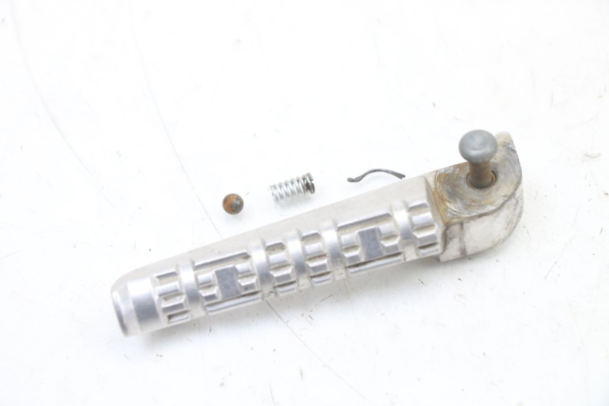 photo de REPOSAPIES TRASERA IZQUIERDA YAMAHA X-MAX XMAX ABS 250 (2010 - 2014) - Vista principal