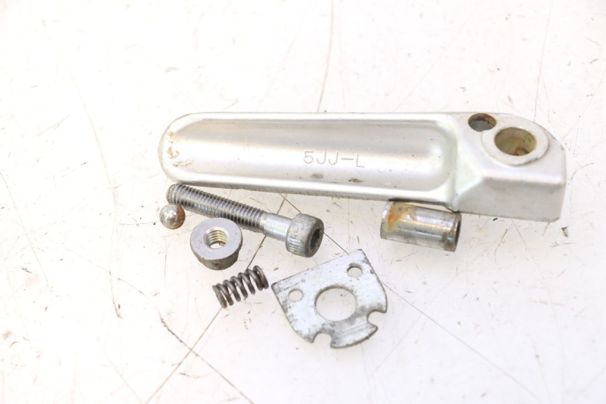 photo de REPOSAPIES TRASERA IZQUIERDA YAMAHA YZF R6 600 (2008 - 2009) - Otra perspectiva