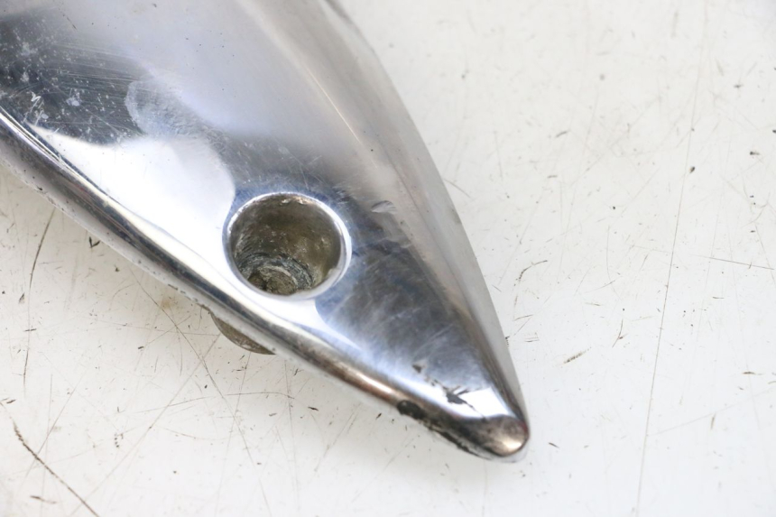 photo de REPOSAPIES TRASERA IZQUIERDA KYMCO ZING 125 (1997 - 2003) - Detalle de la pieza