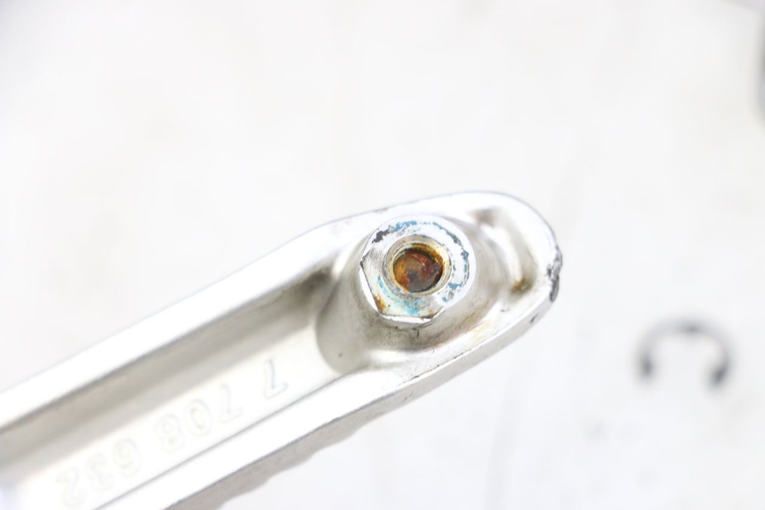 photo de REPOSAPIES DELANTERA DERECHA BMW S RR ABS S1000RR 1000 (2015 - 2018) - Zoom estado de uso