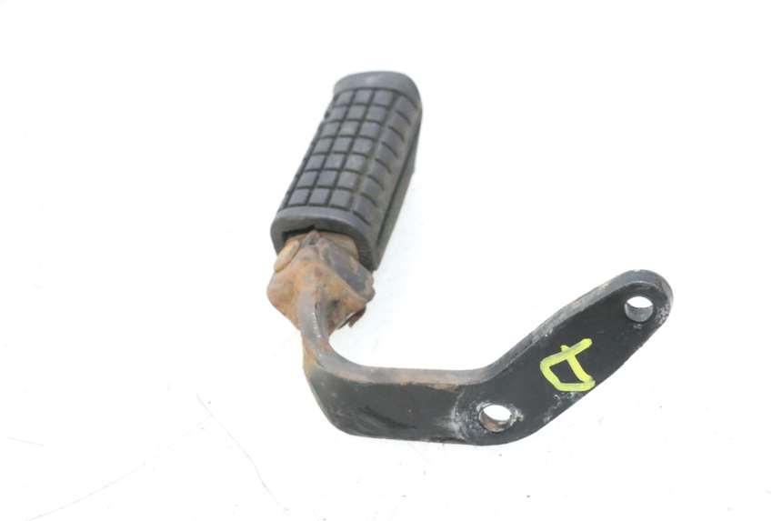 photo de REPOSAPIES DELANTERA DERECHA HONDA CB TWO FIFTY 250 (1991 - 2002) - Detalle de la pieza