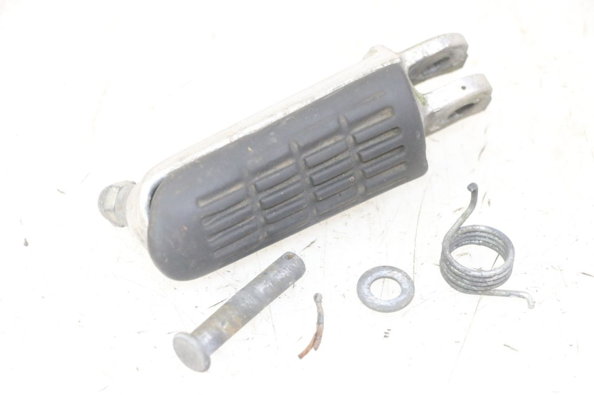 photo de REPOSAPIES DELANTERA DERECHA HONDA CBF 500 (2004 - 2007) - Vista principal