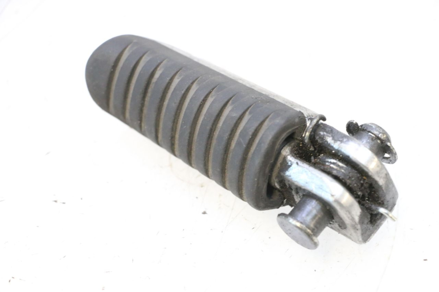 photo de ESTRIBO DELANTERO DERECHO KAWASAKI ER-6 ER6 F ABS 650 (2012 - 2016) - Primer plano técnico