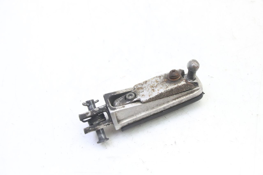 photo de REPOSAPIES DELANTERA DERECHA YAMAHA FJR ABS 1300 (2006 - 2012) - Primer plano técnico