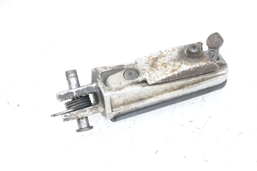 photo de REPOSAPIES DELANTERA DERECHA YAMAHA FJR ABS 1300 (2006 - 2012) - Zoom estado de uso