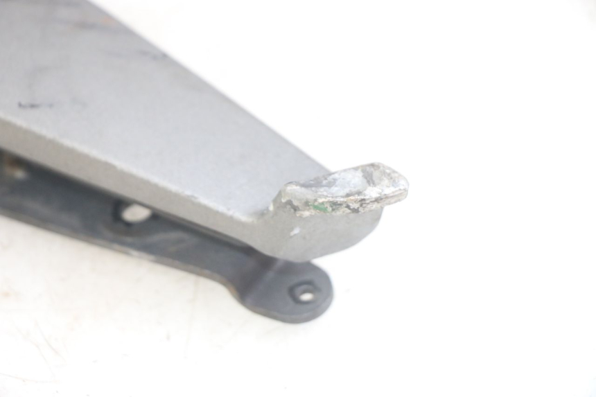 photo de REPOSAPIES DELANTERA DERECHA PEUGEOT GEOPOLIS RS 125 (2007 - 2009) - Zoom estado de uso