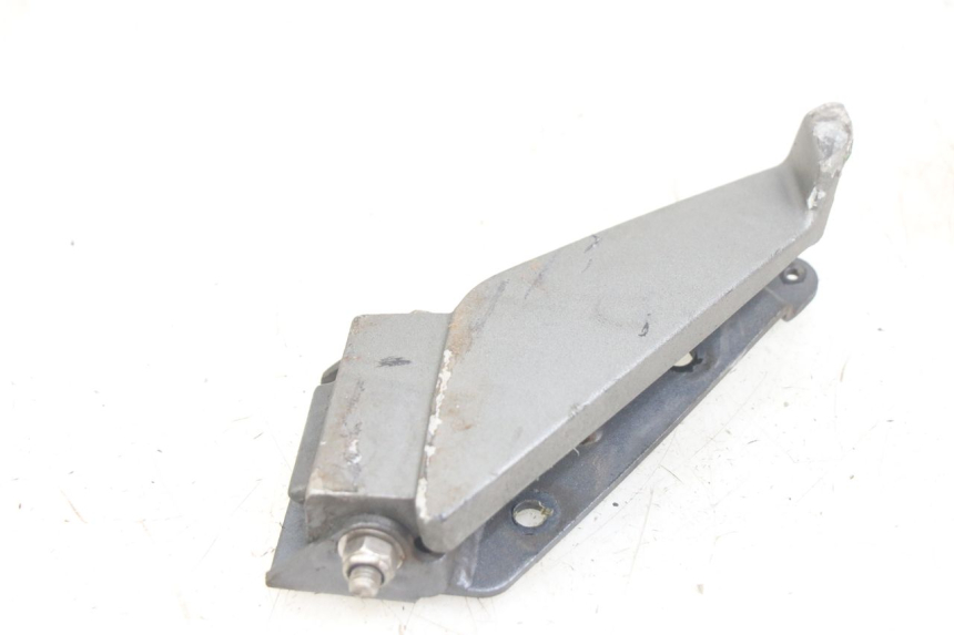 photo de REPOSAPIES DELANTERA DERECHA PEUGEOT GEOPOLIS RS 125 (2007 - 2009) - Otra perspectiva