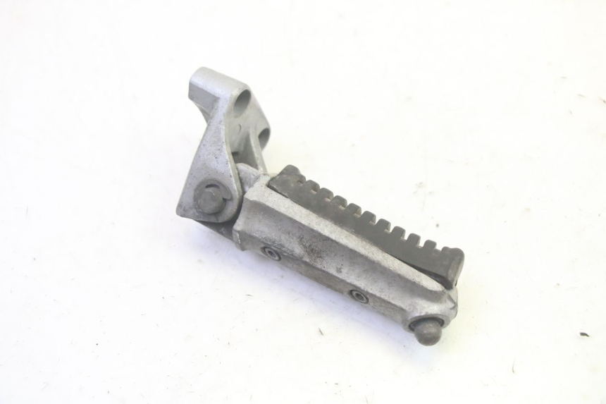 photo de REPOSAPIES DELANTERA DERECHA KAWASAKI GPZ RX 1000 (1986 - 1988) - Zoom estado de uso