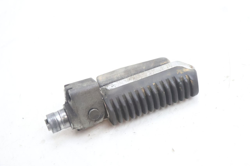 photo de REPOSAPIES DELANTERA DERECHA SUZUKI GSF N BANDIT 1200 (2001 - 2005) - Zoom estado de uso