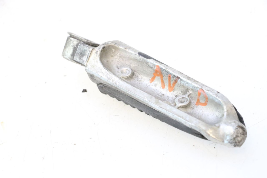 photo de REPOSAPIES DELANTERA DERECHA SUZUKI GSX F GSXF 750 (1988 - 1998) - Detalle de la pieza