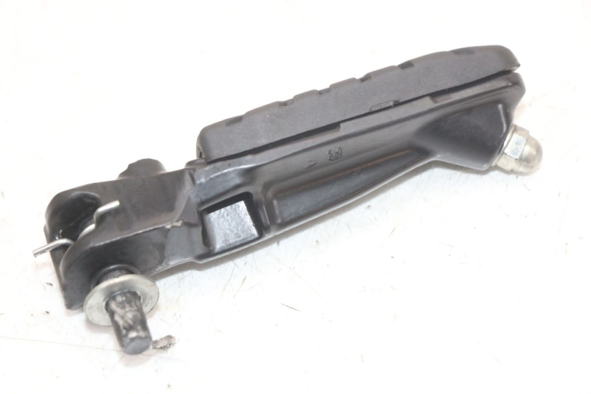 photo de REPOSAPIES DELANTERA DERECHA HUSQVARNA SVARTPILEN 401 (2018 - 2023) - Otra perspectiva