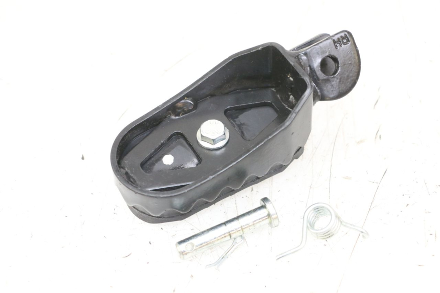 photo de REPOSAPIES DELANTERA DERECHA ROYAL ENFIELD SCRAM 411 (2022 - 2024) - Detalle de la pieza