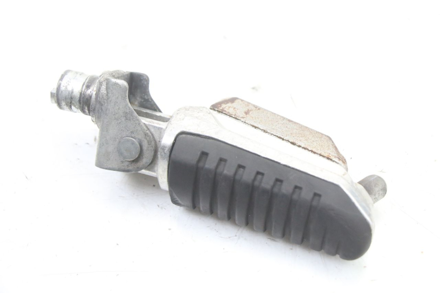 photo de REPOSAPIES DELANTERA DERECHA SUZUKI GSX F GSXF 650 (2007 - 2015) - Zoom estado de uso