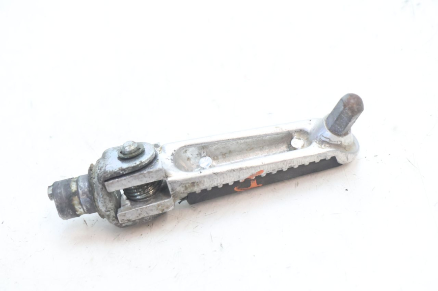 photo de REPOSAPIES DELANTERA DERECHA SUZUKI SV S 650 (2003 - 2009) - Zoom estado de uso