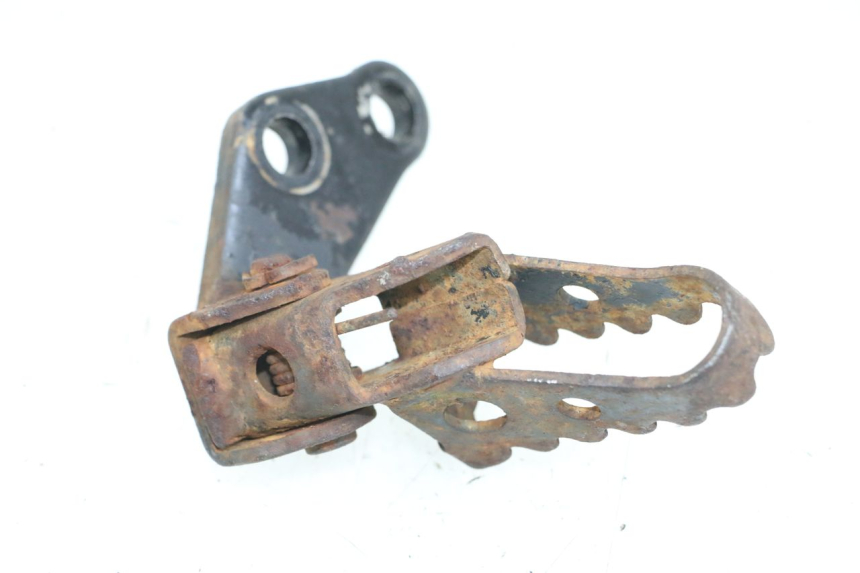 photo de REPOSAPIES DELANTERA DERECHA SUZUKI TS X 80 (1984 - 1988) - Detalle de la pieza