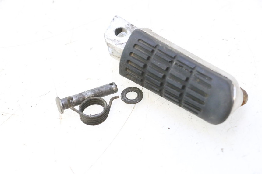 photo de REPOSAPIES DELANTERA DERECHA HONDA VFR FI RC46 800 (1998 - 2001) - Vista general del producto