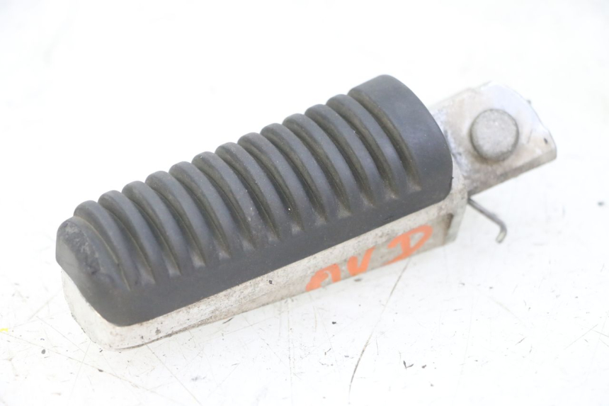 photo de REPOSAPIES DELANTERA DERECHA YAMAHA XJ6 ABS 600 (2008 - 2016) - Vista principal