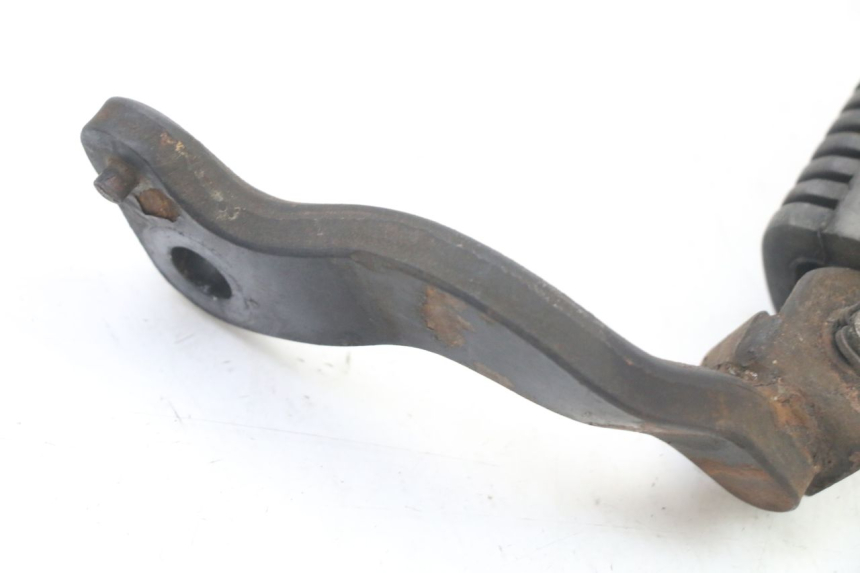 photo de REPOSAPIES DELANTERA DERECHA YAMAHA SR 125 (1982 - 2003) - Detalles de los puntos de fijación