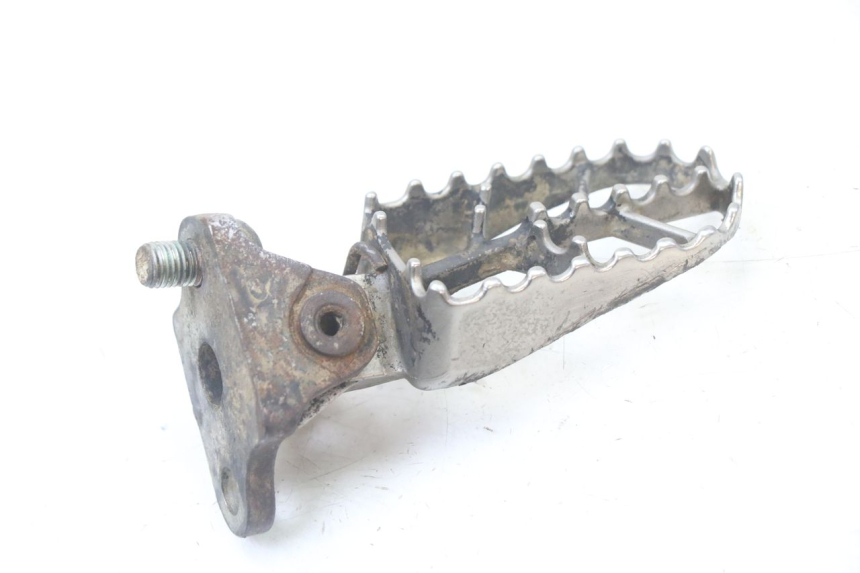 photo de REPOSAPIES DELANTERA DERECHA YAMAHA YZ-F YZF 250 (2007 - 2013) - Detalle de la pieza