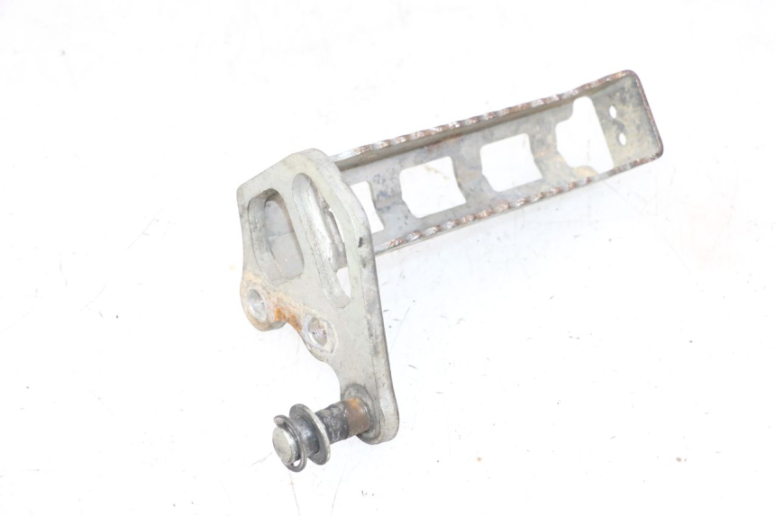 photo de REPOSAPIES DELANTERA DERECHA YAMAHA YFM R RAPTOR 250 (2008 - 2014) - Primer plano técnico