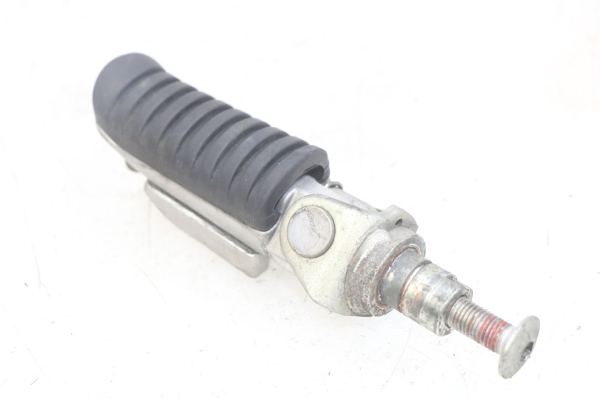 photo de REPOSAPIÉ DERECHO DELANTERO KAWASAKI Z 750 (2007 - 2013) - Primer plano técnico