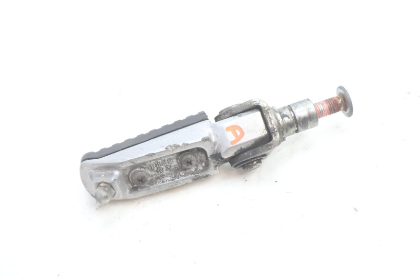 photo de REPOSAPIES DELANTERA DERECHA KAWASAKI ZX-6R ZX6R 600 (2000 - 2002) - Primer plano técnico