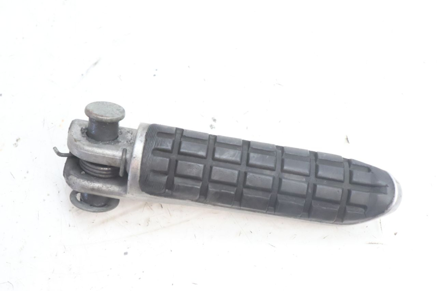 photo de REPOSAPIES DELANTERA DERECHA KAWASAKI ZZR 600 (1995 - 2004) - Detalle de la pieza