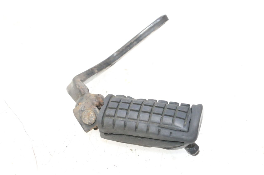 photo de REPOSAPIES DELANTERA IZQUIERDA HONDA CB TWO FIFTY 250 (1991 - 2002) - Estado de la superficie y material