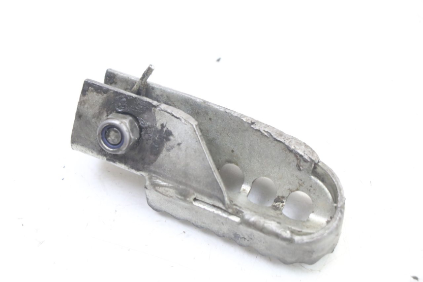 photo de REPOSAPIES DELANTERA IZQUIERDA DERBI SENDA SM DRD X-TREME 50 (2011 - 2017) - Primer plano técnico