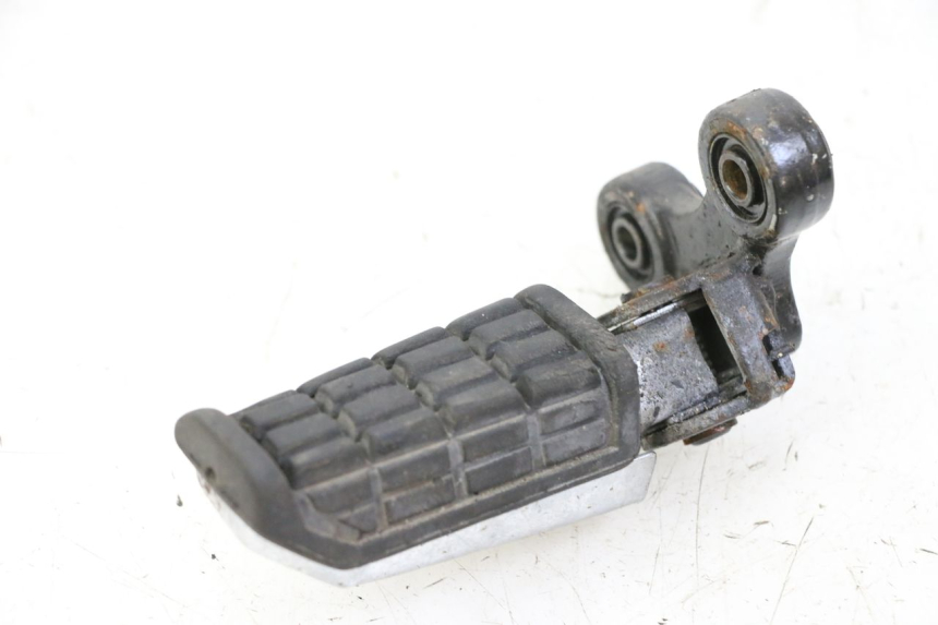 photo de REPOSAPIES DELANTERA IZQUIERDA YAMAHA FJ 36Y 1100 (1984 - 1985) - Vista principal