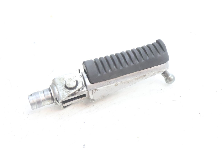 photo de REPOSAPIES DELANTERA IZQUIERDA YAMAHA FZ8 800 (2010 - 2016) - Zoom estado de uso