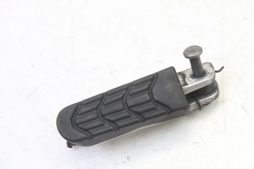 photo de REPOSAPIES DELANTERA IZQUIERDA BMW G310 R 310 (2016 - 2020) - Zoom estado de uso