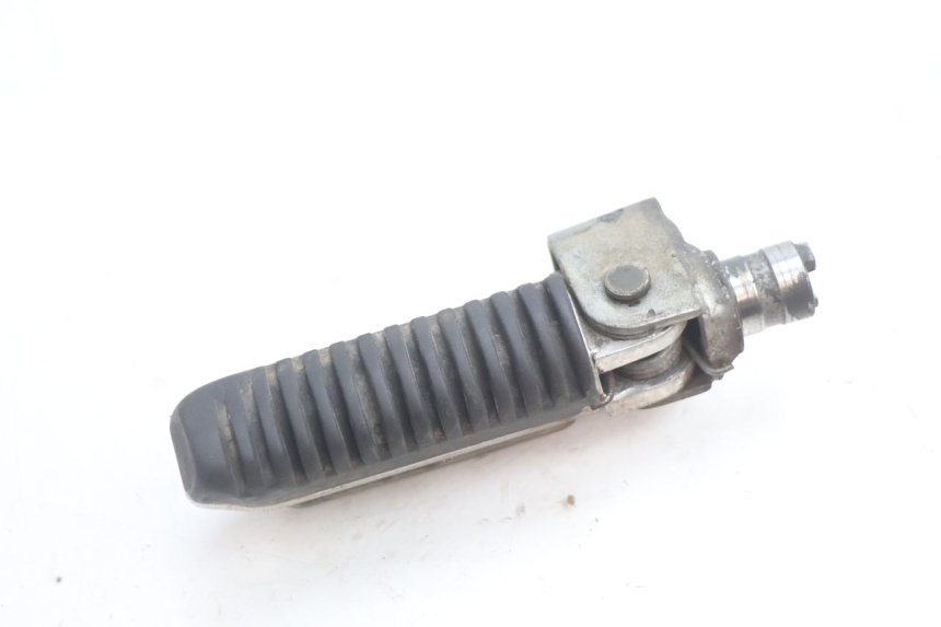 photo de REPOSAPIES DELANTERA IZQUIERDA SUZUKI GSF N BANDIT 1200 (2001 - 2005) - Zoom estado de uso
