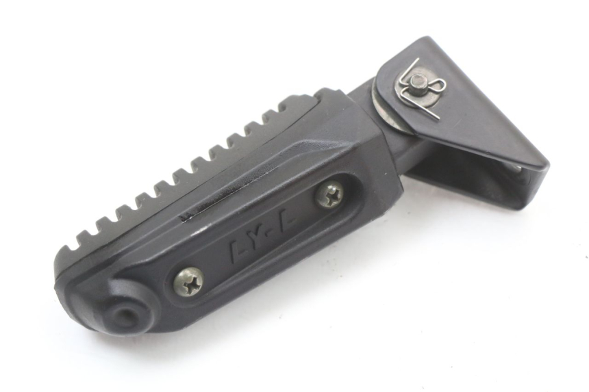 photo de REPOSAPIES DELANTERA IZQUIERDA ASTOR ORCAL 125 (2015 - 2017) - Vista general del producto