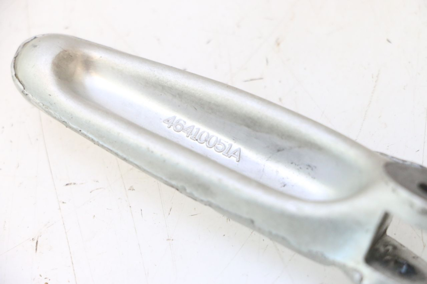 photo de REPOSAPIES DELANTERA IZQUIERDA DUCATI SS IE DS CARENEE 1000 (2002 - 2006) - Zoom estado de uso